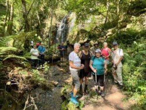 Ruta Saludable del Jueves 18 de Julio 24 - Grupo Montañeros Moscón - ama de Grado, La Corredoria, Alto de la Corredoria, catarata de Buanga, Perlavia.
